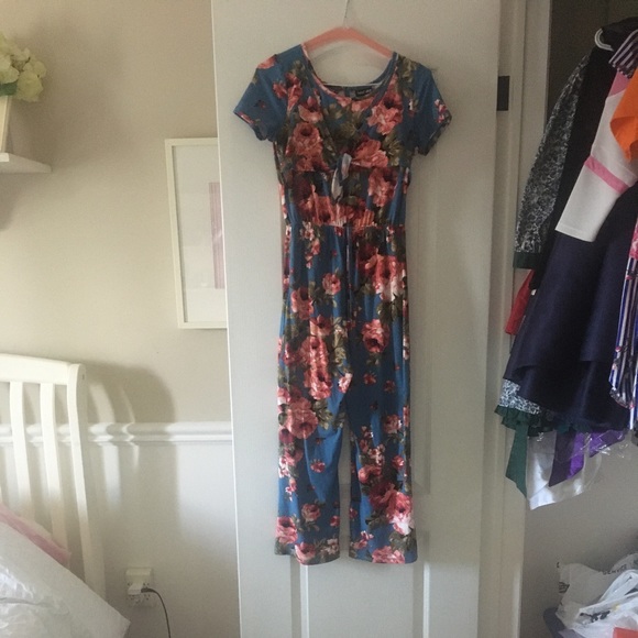 *SOLD* Girls jumpsuit - Picture 2 of 4